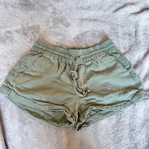 Love Tree green cargo style shorts. well loved in good condition. size small